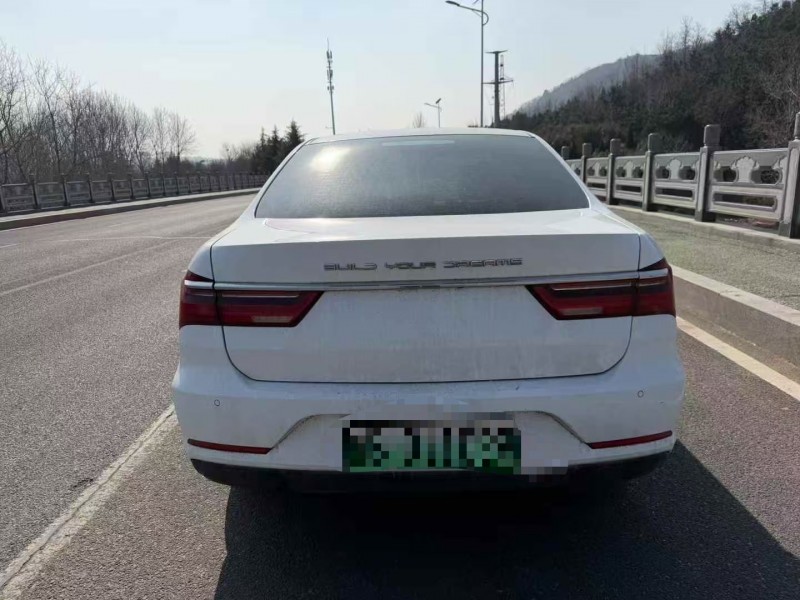 青島24年比亞迪秦9