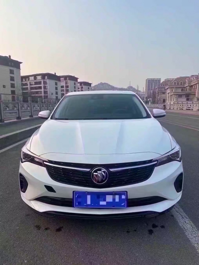 青岛23年别克威朗1