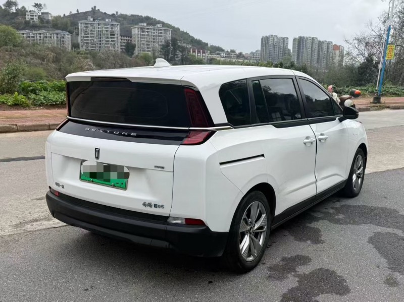 三明24年奔騰nat8