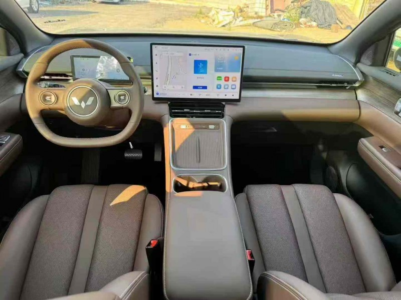 青岛25年五菱汽车星光6