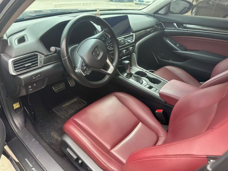 广州22年本田雅阁4