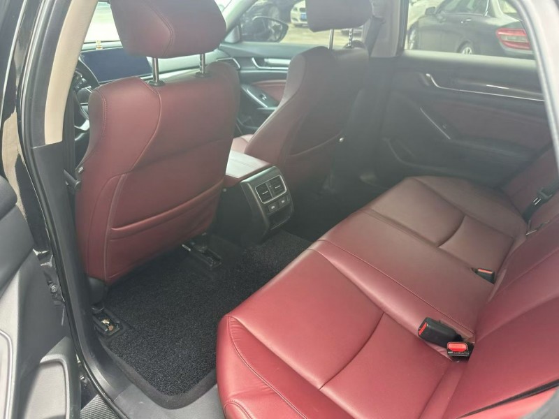 广州22年本田雅阁5