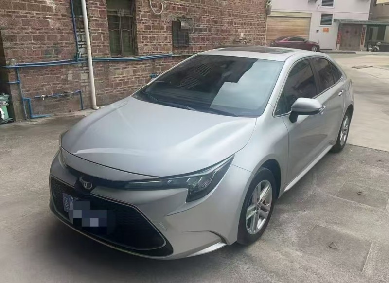 广州20年丰田雷凌2