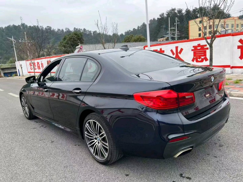 贵阳18年宝马5系9