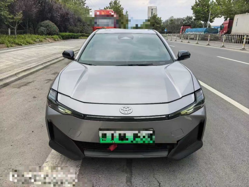 青島25年豐田BZ3Pro1