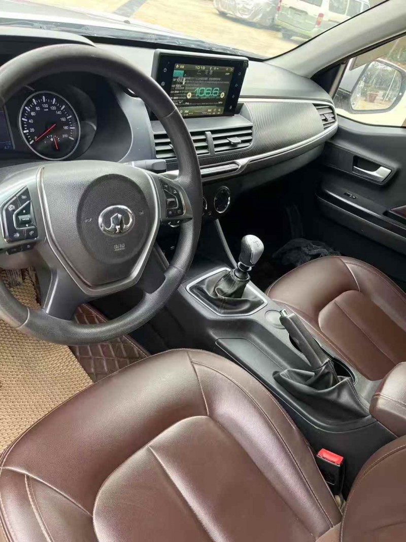 青島20年長城汽車風駿6