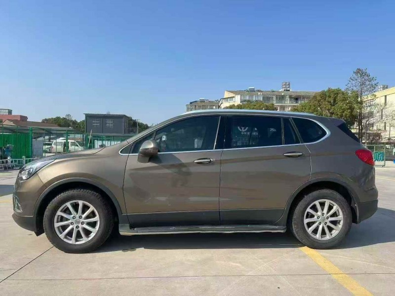 衢州17年别克昂科威8