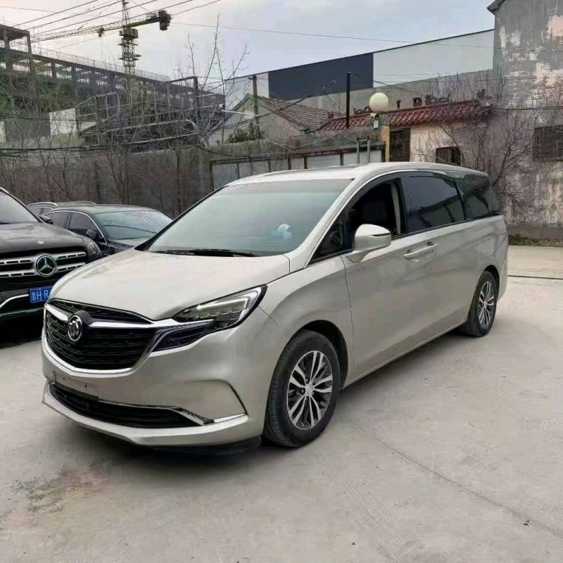 濟寧22年別克GL82