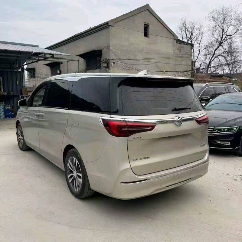 濟寧22年別克GL84