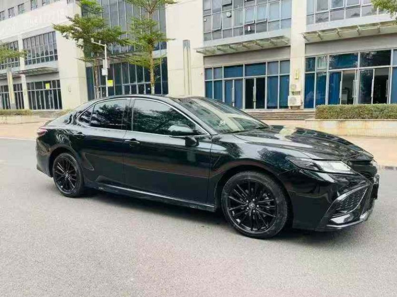 东莞24年丰田凯美瑞2