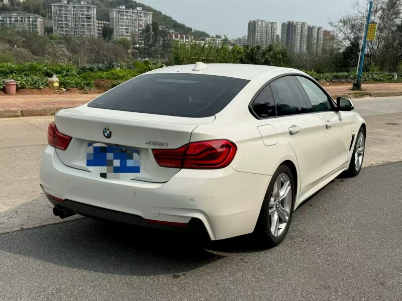 三明18年寶馬4系8