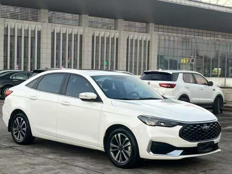 东莞22年福特福睿斯4