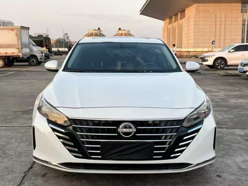 东莞25年日产天籁1