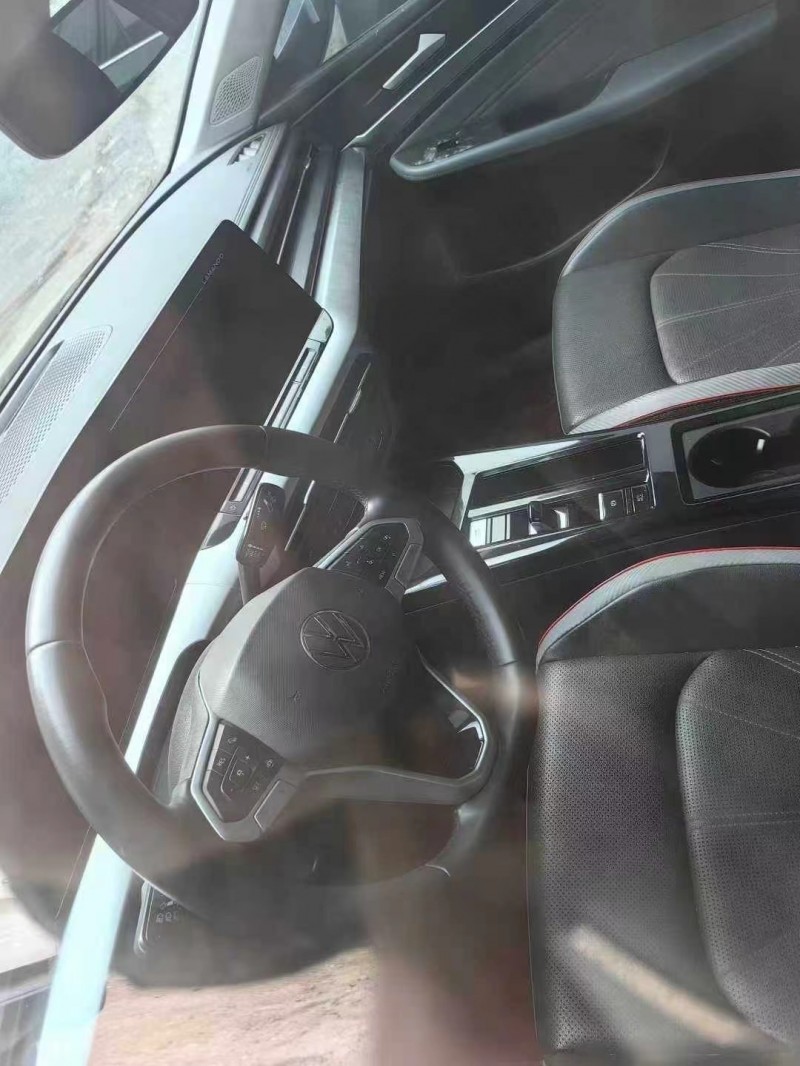 安顺24年大众凌渡3