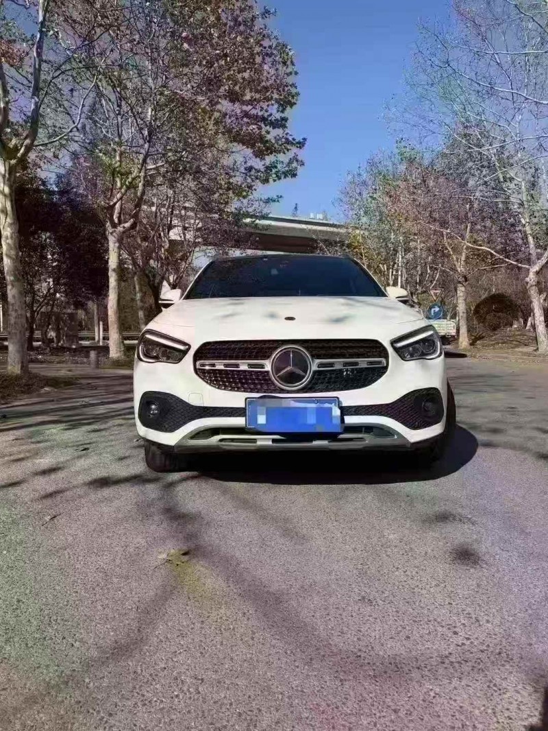 青島22年奔馳GLA1