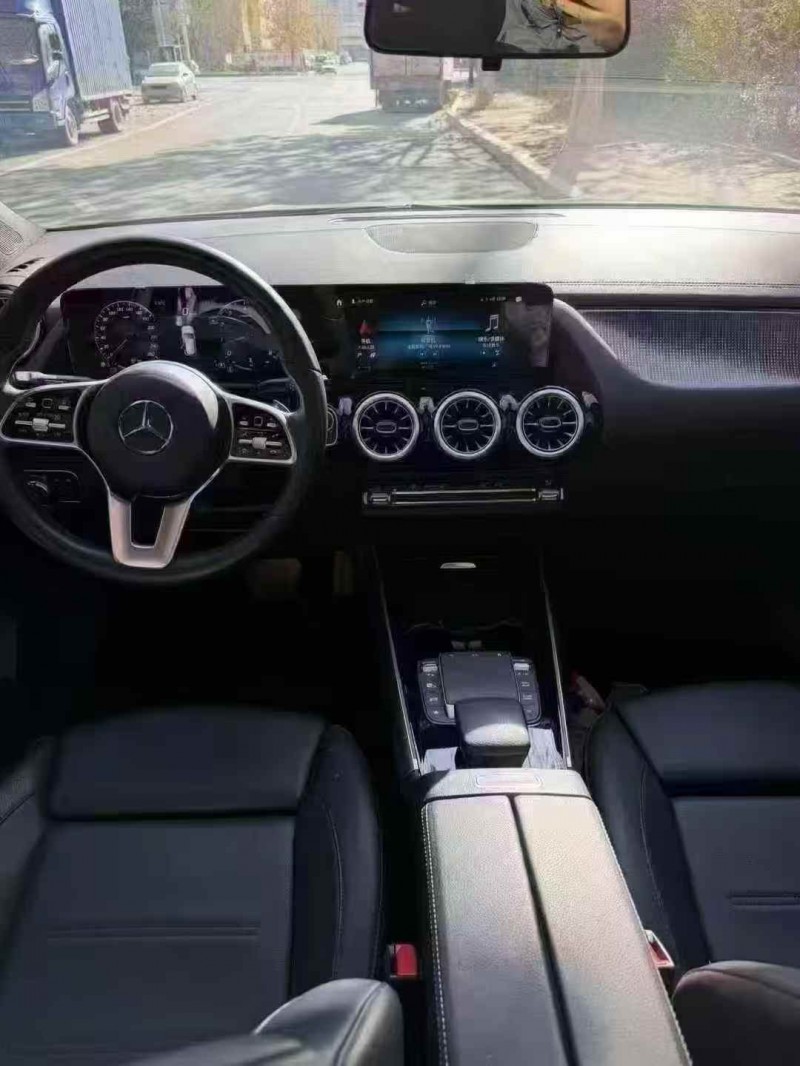 青島22年奔馳GLA6