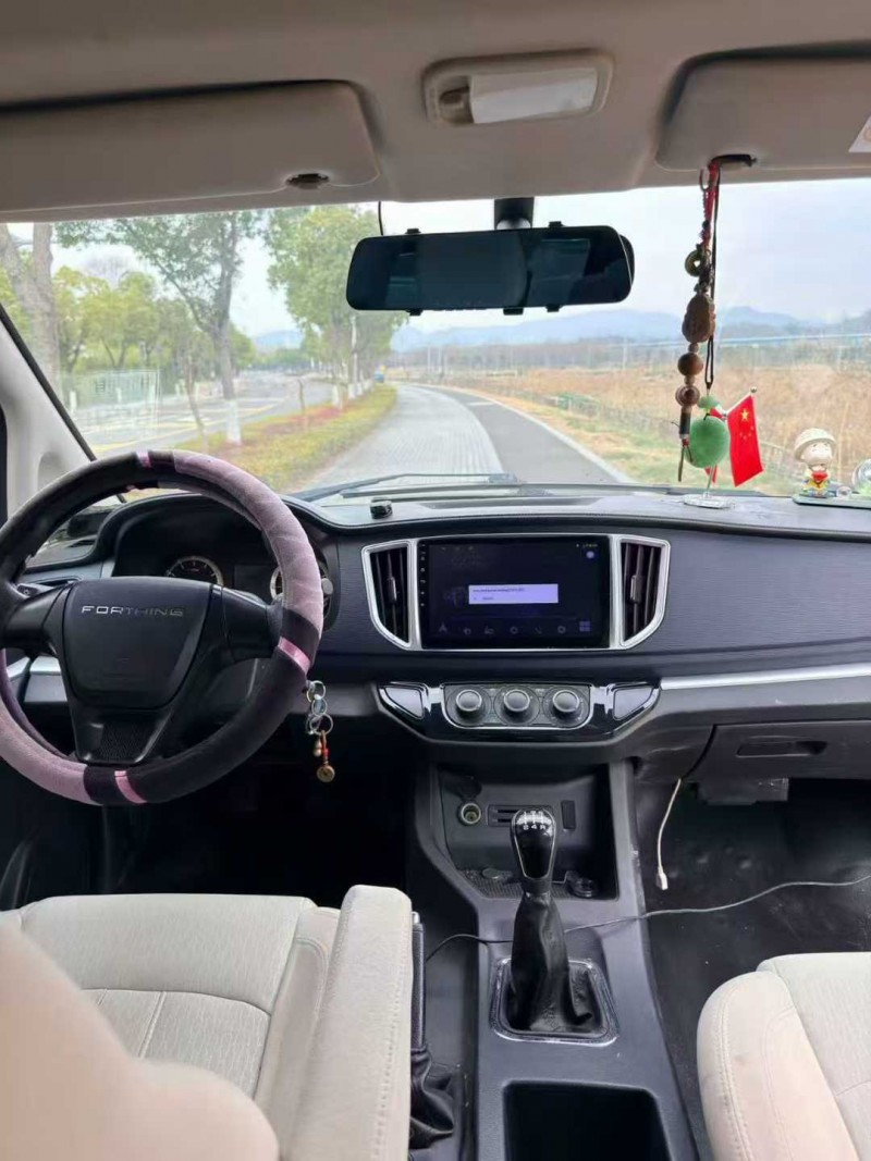 青岛21年东风菱智4