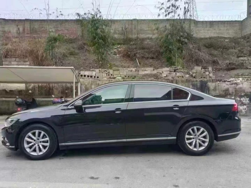 安順18年大眾邁騰2