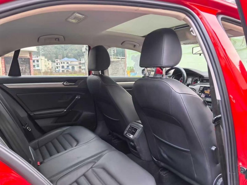 安顺19年大众凌渡4