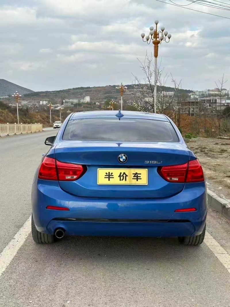 毕节17年宝马1系9