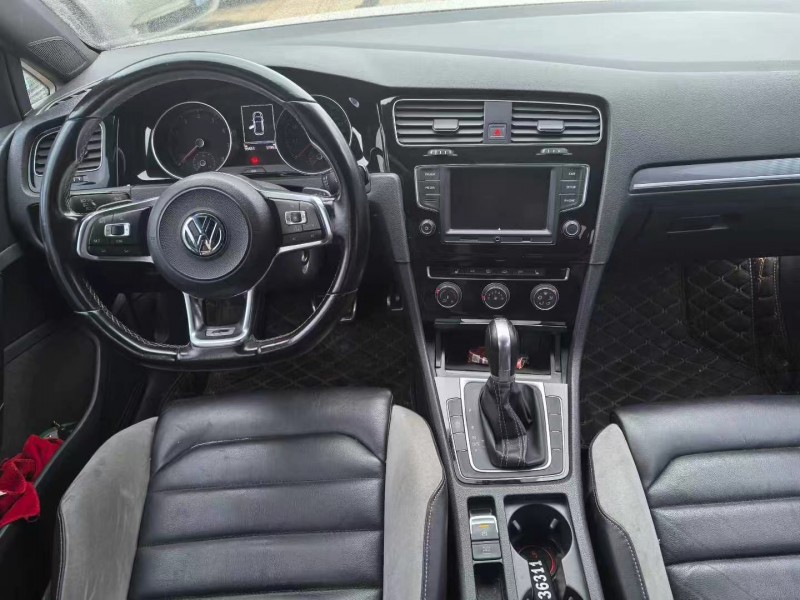 毕节17年大众高尔夫2