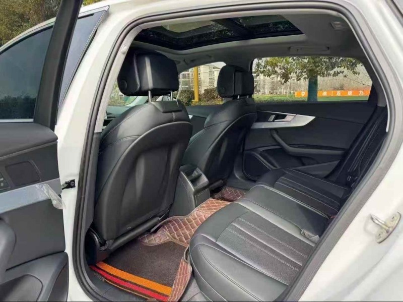 苏州25年奥迪A4L5