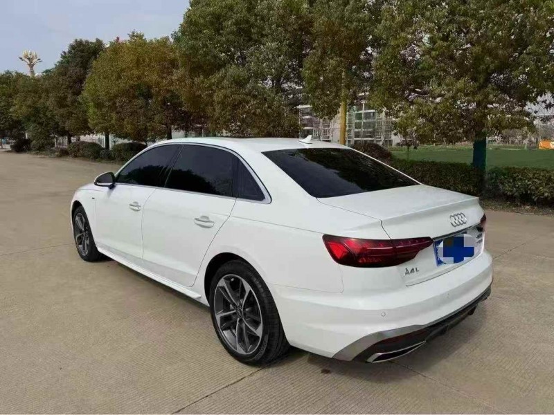 苏州25年奥迪A4L8