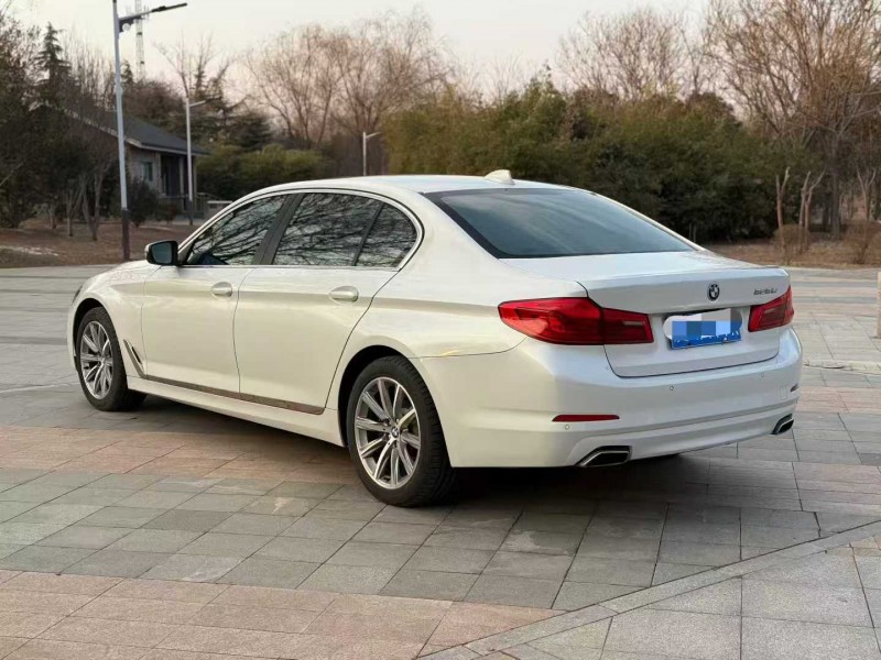 菏泽17年宝马5系8