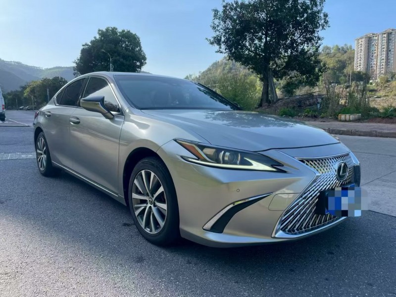 三明21年雷克萨斯ES3