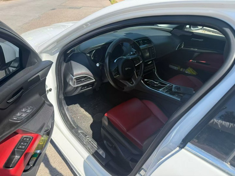 三明16年捷豹XEL4