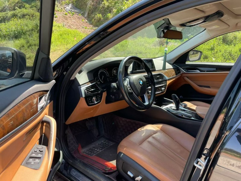 三明17年宝马5系4