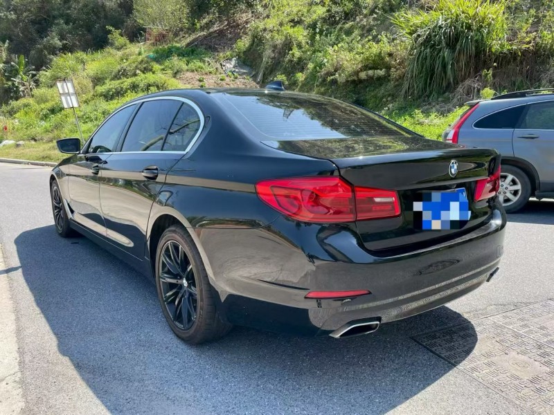 三明17年宝马5系7