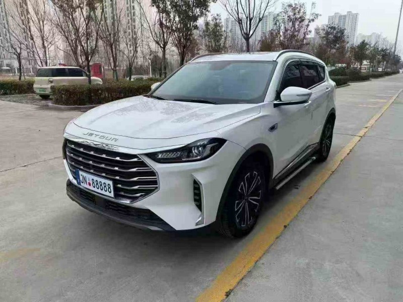 濟寧22年奇瑞捷途3