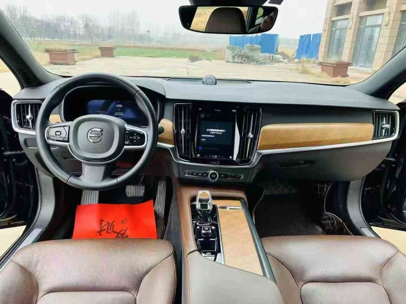 济宁23年沃尔沃S902