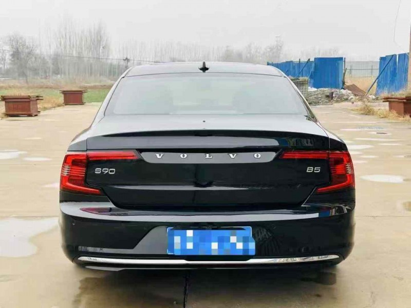 济宁23年沃尔沃S908