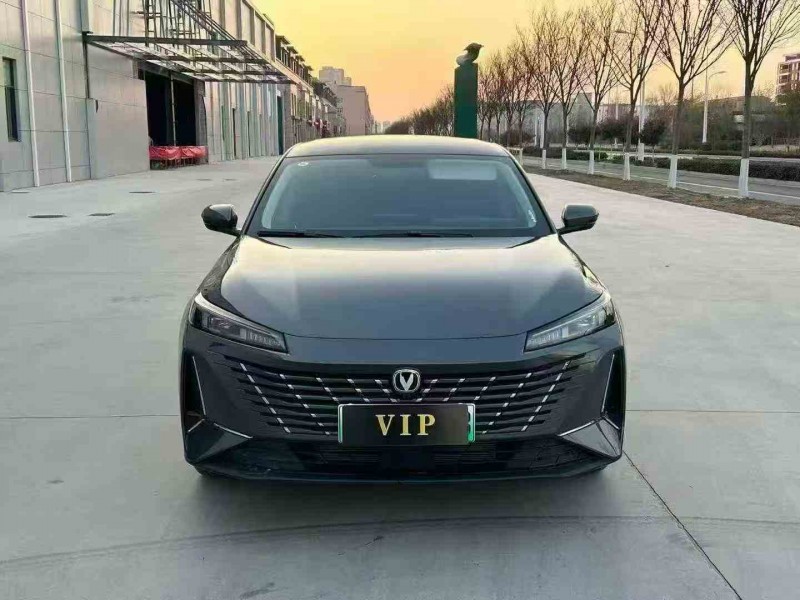 淮安25年长安汽车逸动1