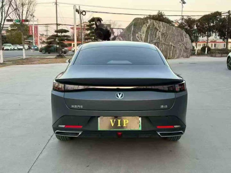 淮安25年长安汽车逸动8