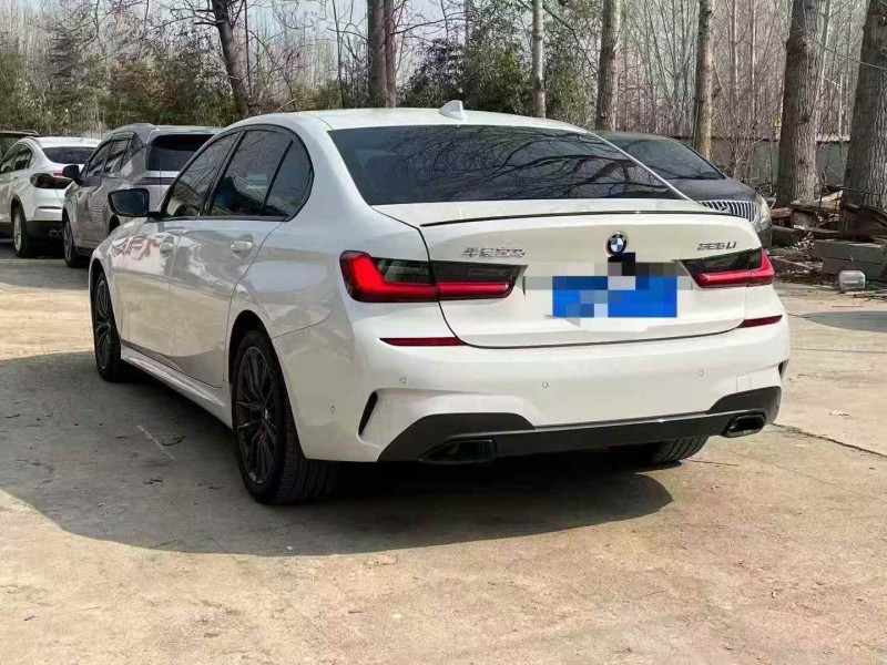 烟台21年宝马3系9