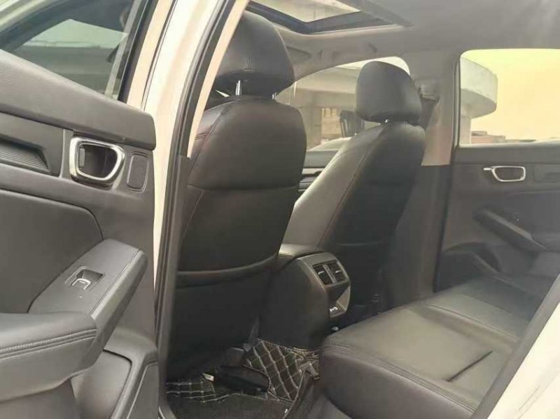 东莞25年本田型格5