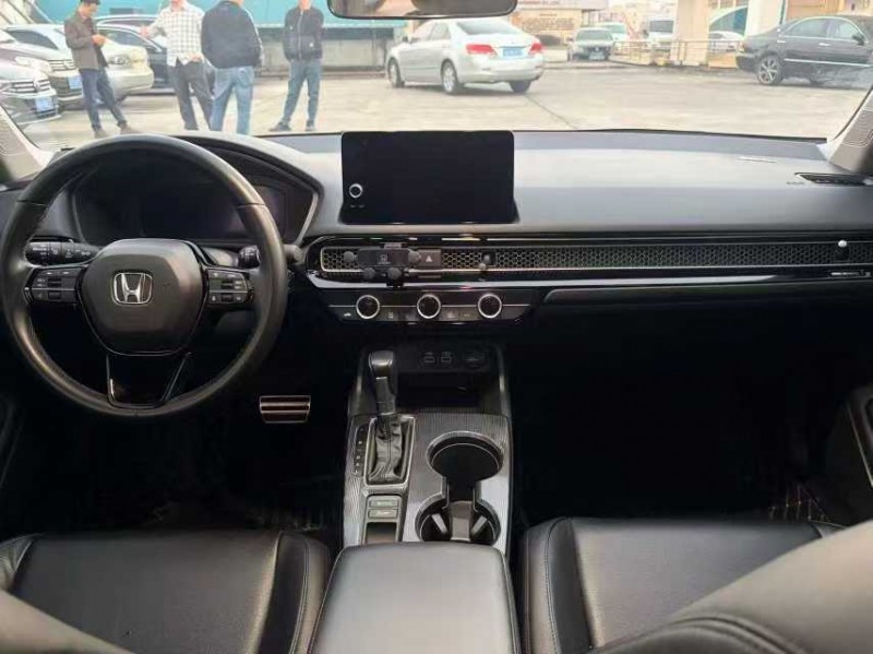 东莞25年本田型格6