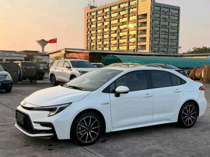 东莞24年丰田雷凌2