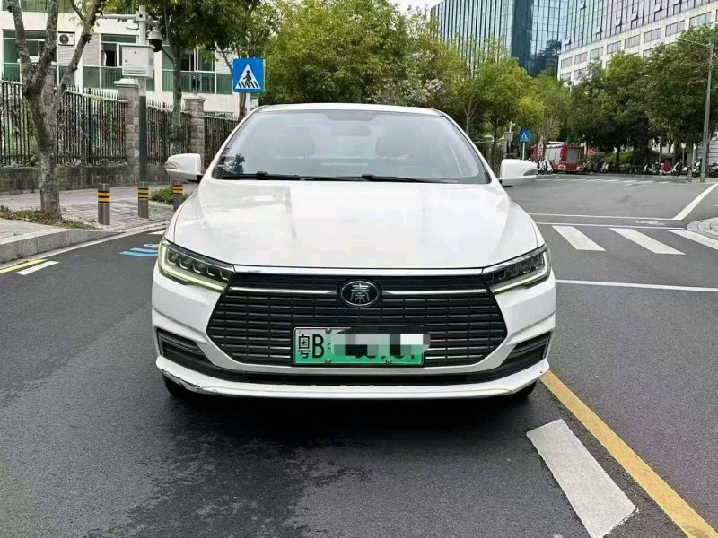 中山20年比亚迪秦1