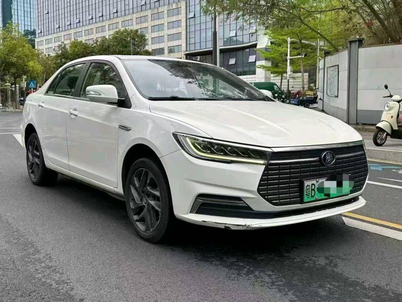 中山20年比亚迪秦3