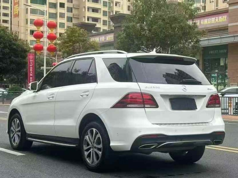 汕頭18年奔馳GLE7