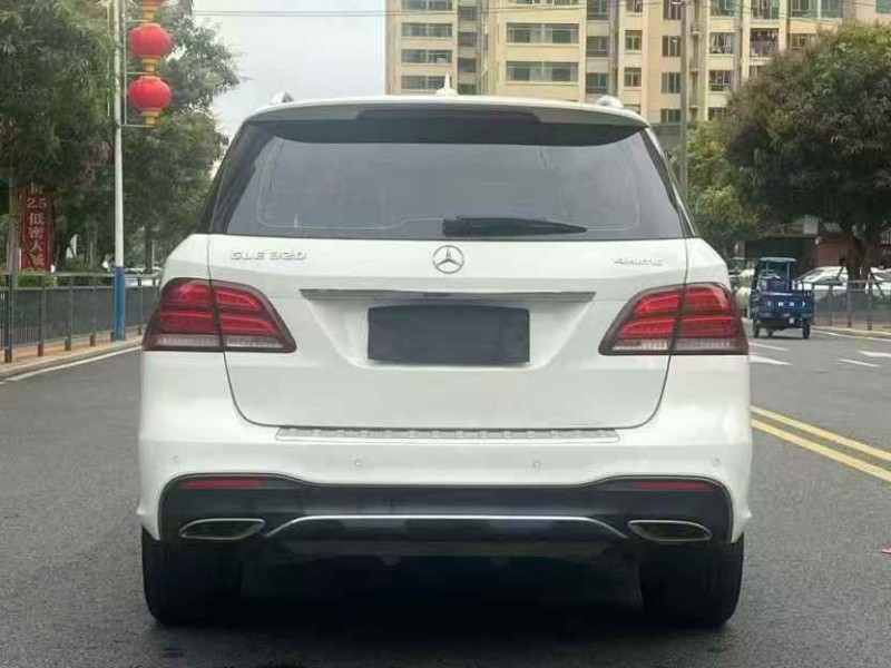 汕頭18年奔馳GLE9