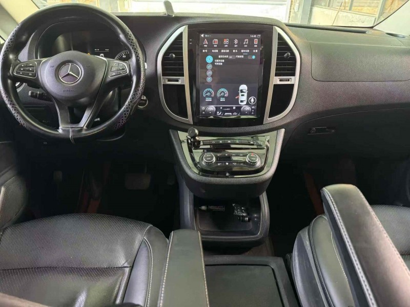 菏澤19年奔馳威霆5