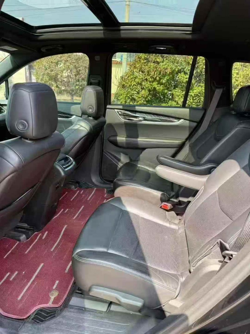 煙臺20年凱迪拉克XT65