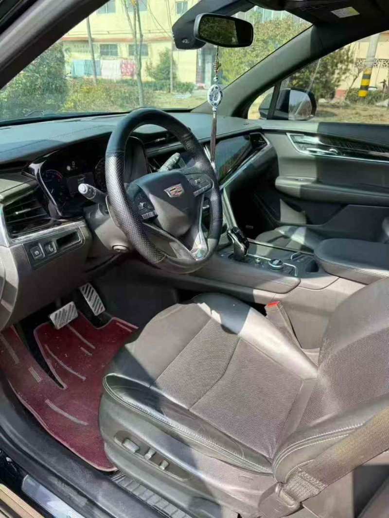 煙臺20年凱迪拉克XT66