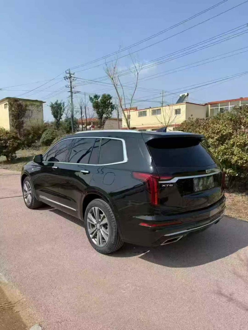 煙臺20年凱迪拉克XT67