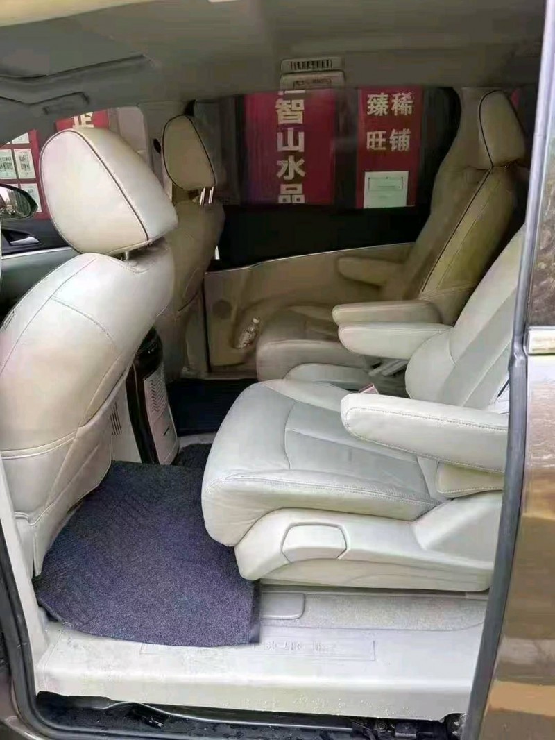 青岛21年别克GL88